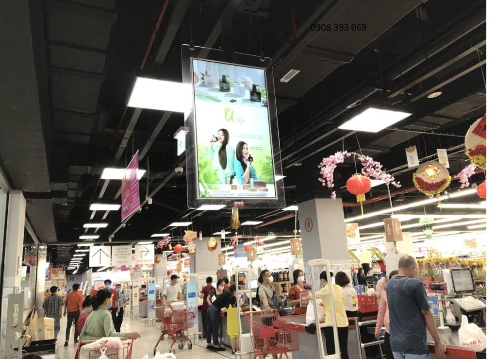 Dịch vụ quảng cáo S@M (LCD & STANDEE) có mặt tại LOTTE MART 2